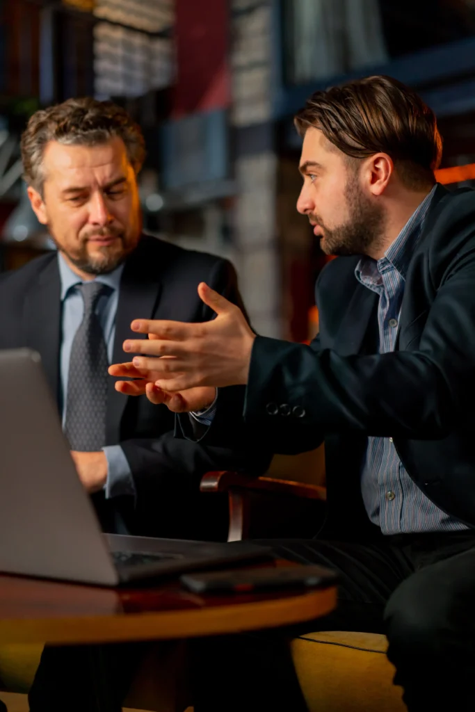 Diagrama de la arquitectura académica de MCA School